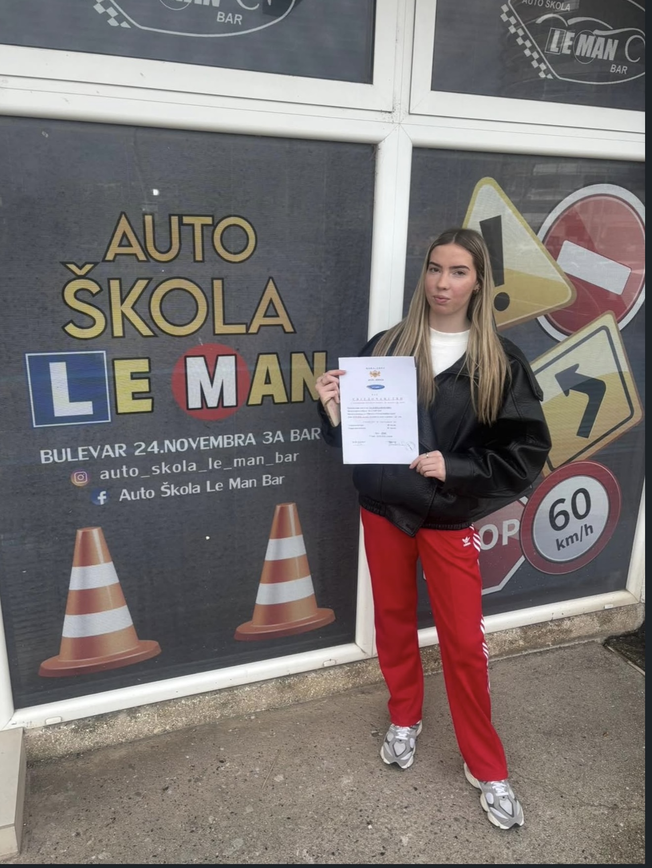 Polaznik Auto Škole LE MAN nakon položenog ispita